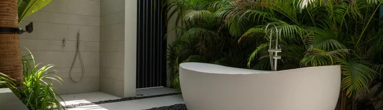 How Luxury Pools And Landscape Use Natural Stone